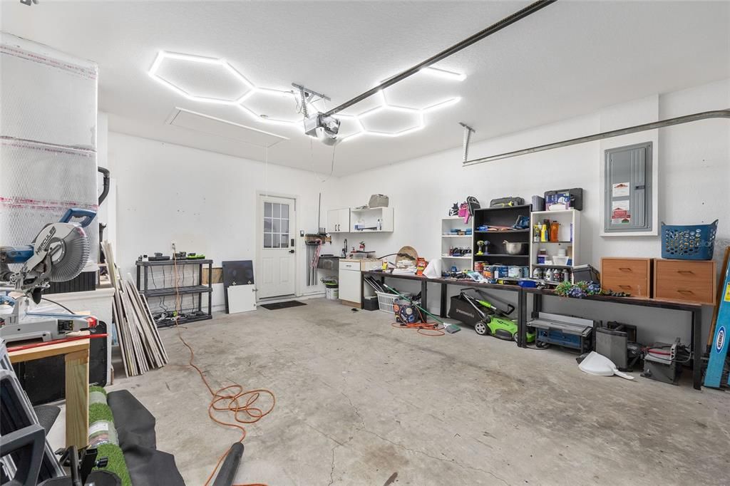 Activo con contrato: $218,000 (2 camas, 2 baños, 1376 Pies cuadrados)