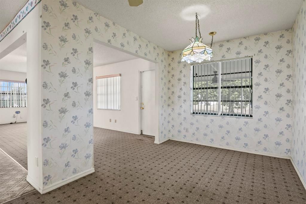 For Sale: $250,000 (2 beds, 2 baths, 1785 Square Feet)