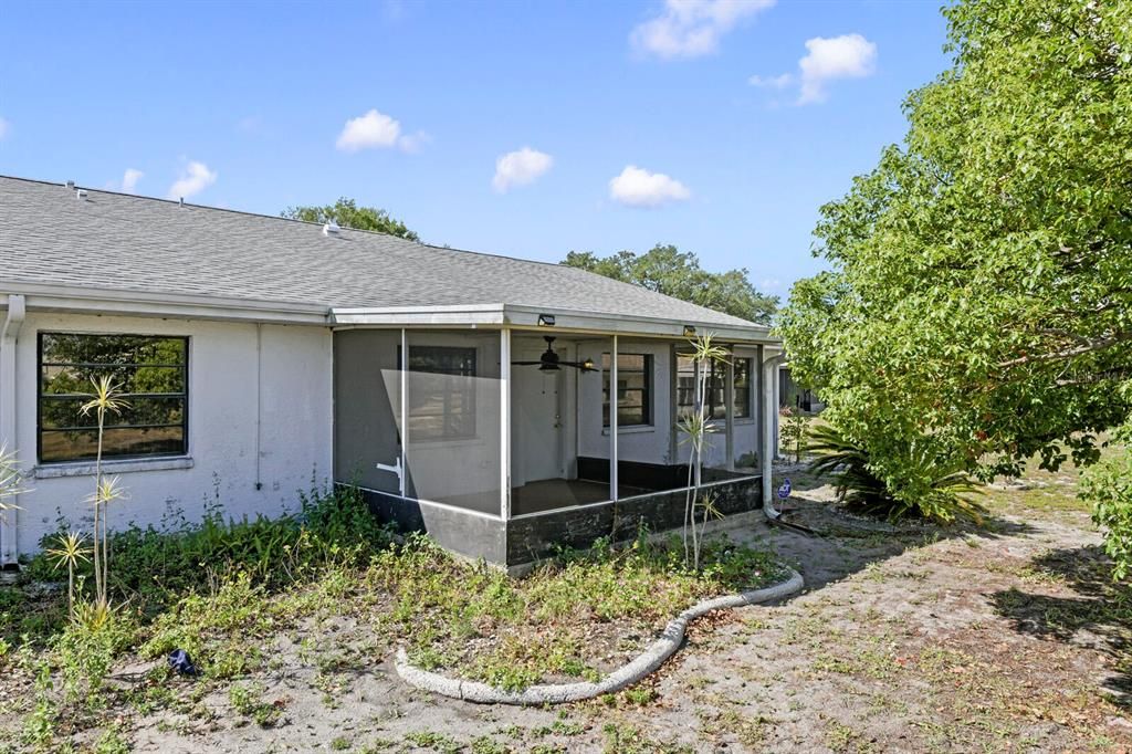 For Sale: $250,000 (2 beds, 2 baths, 1785 Square Feet)