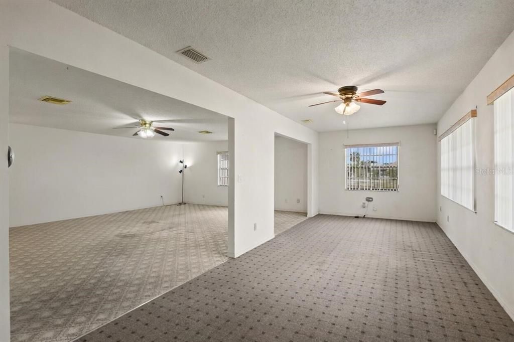 For Sale: $250,000 (2 beds, 2 baths, 1785 Square Feet)