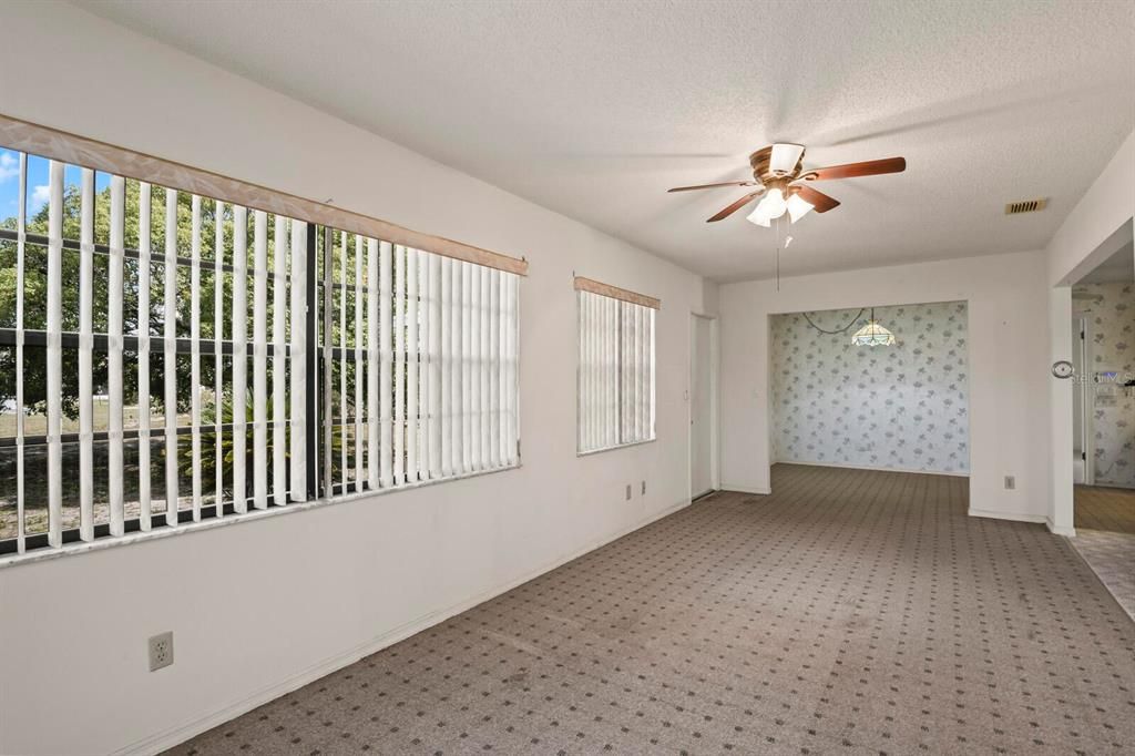 For Sale: $250,000 (2 beds, 2 baths, 1785 Square Feet)
