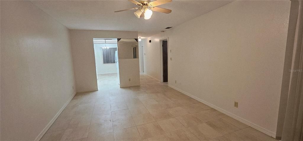 For Rent: $1,499 (1 beds, 1 baths, 846 Square Feet)