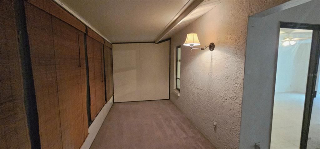 For Rent: $1,499 (1 beds, 1 baths, 846 Square Feet)