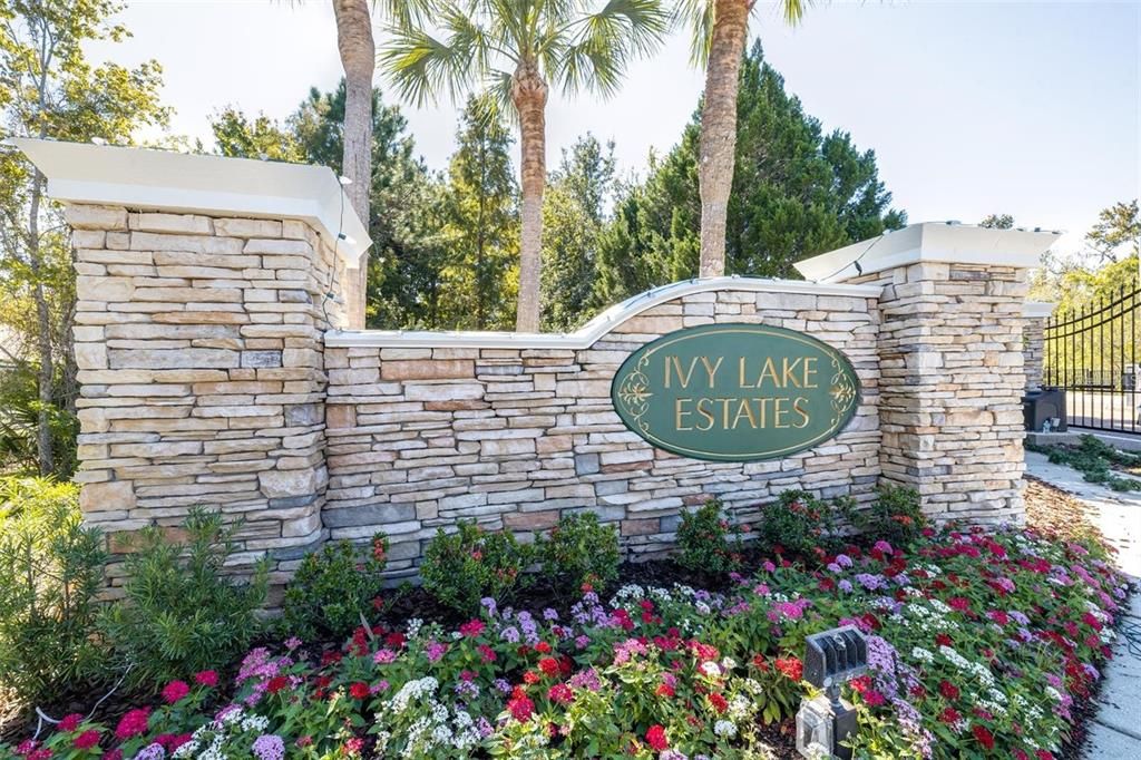 For Sale: $419,500 (3 beds, 2 baths, 1743 Square Feet)
