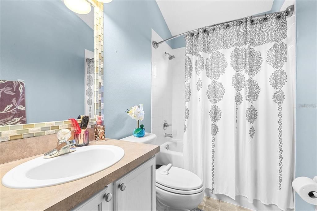 For Sale: $419,500 (3 beds, 2 baths, 1743 Square Feet)