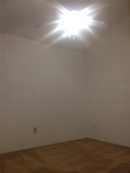 Activo con contrato: $1,150 (2 camas, 2 baños, 1174 Pies cuadrados)