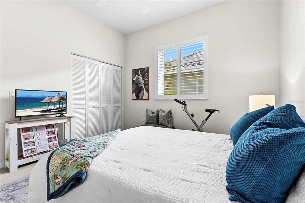 Active With Contract: $760,000 (3 beds, 2 baths, 2468 Square Feet)