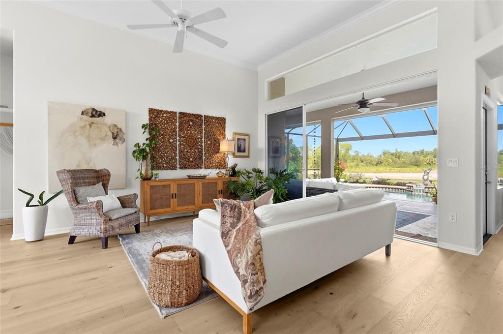 Active With Contract: $760,000 (3 beds, 2 baths, 2468 Square Feet)