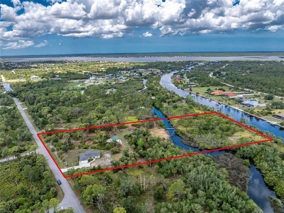 На продажу: $675,000 (3 спален, 2 ванн, 1390 Квадратных фут)
