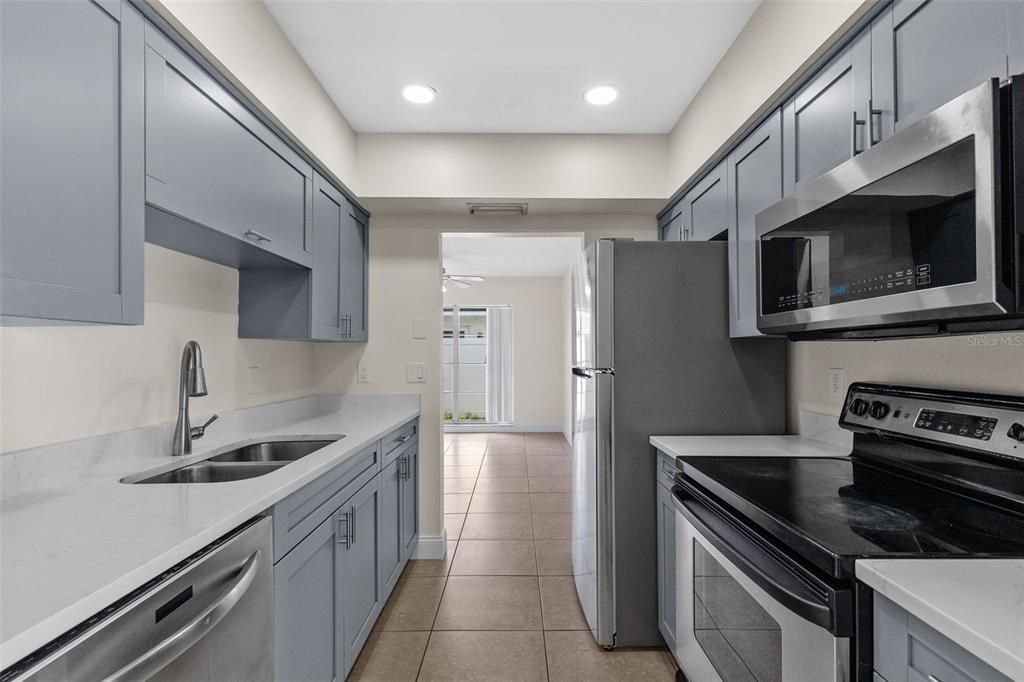 En Venta: $480,000 (4 camas, 2 baños, 1480 Pies cuadrados)