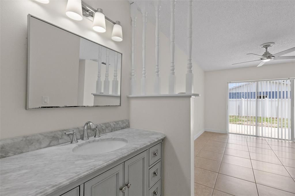 En Venta: $480,000 (4 camas, 2 baños, 1480 Pies cuadrados)