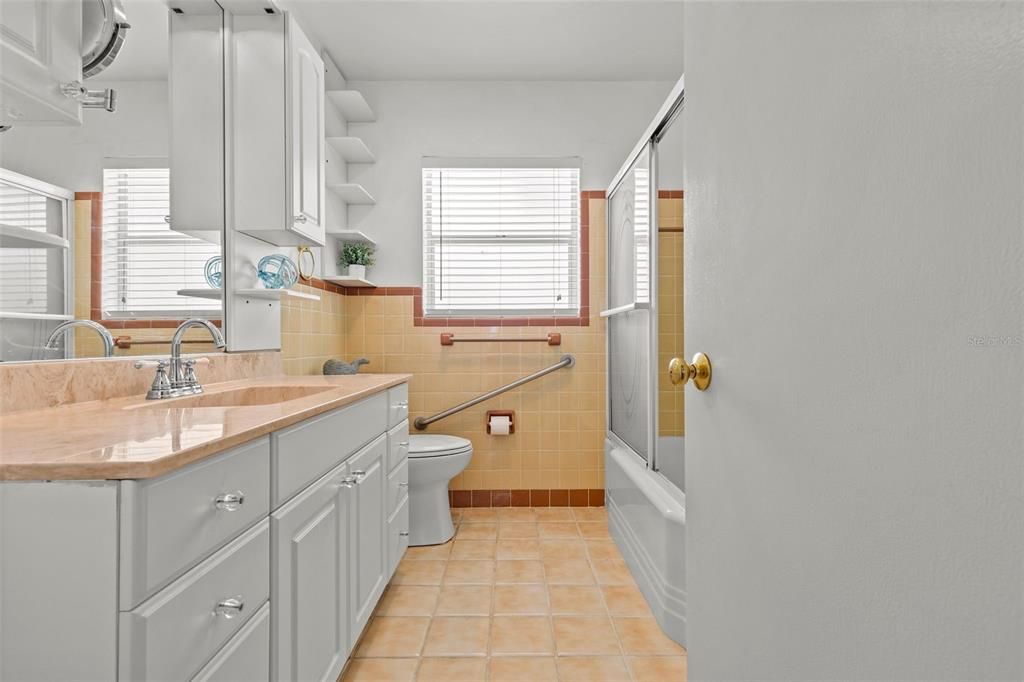 En Venta: $429,000 (2 camas, 2 baños, 1505 Pies cuadrados)