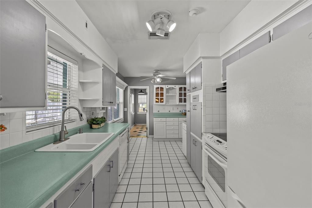 En Venta: $429,000 (2 camas, 2 baños, 1505 Pies cuadrados)