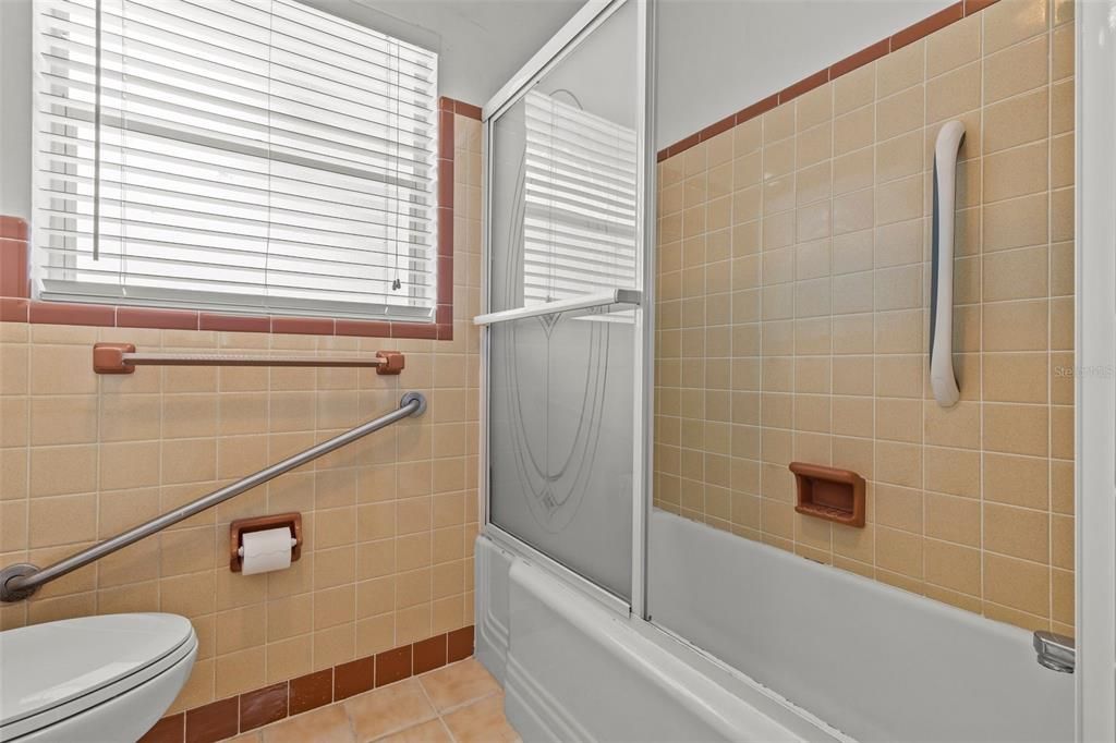 En Venta: $429,000 (2 camas, 2 baños, 1505 Pies cuadrados)