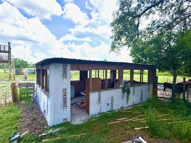 En Venta: $825,000 (11.00 acres)
