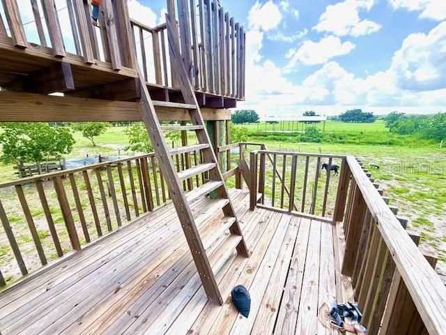 En Venta: $825,000 (11.00 acres)