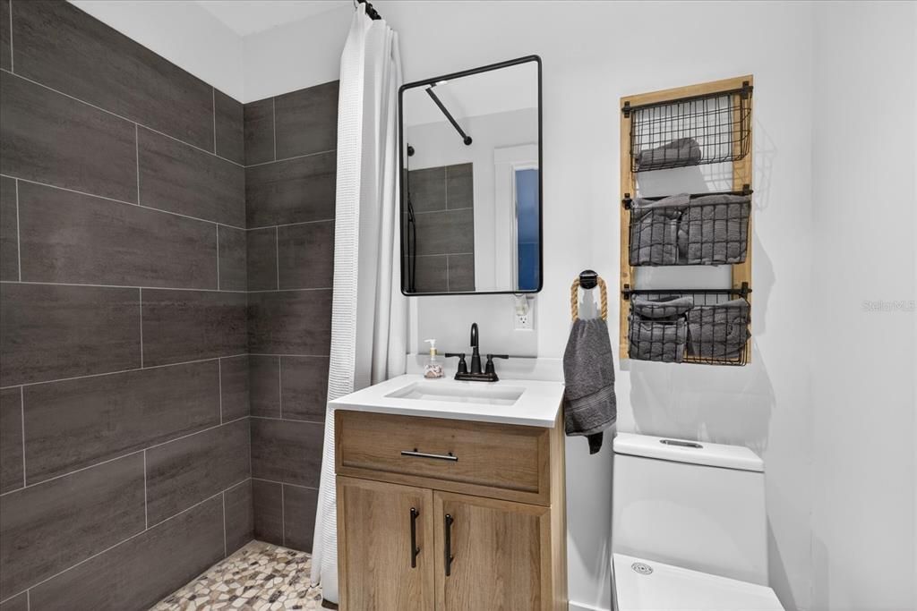 For Sale: $550,000 (2 beds, 2 baths, 1156 Square Feet)