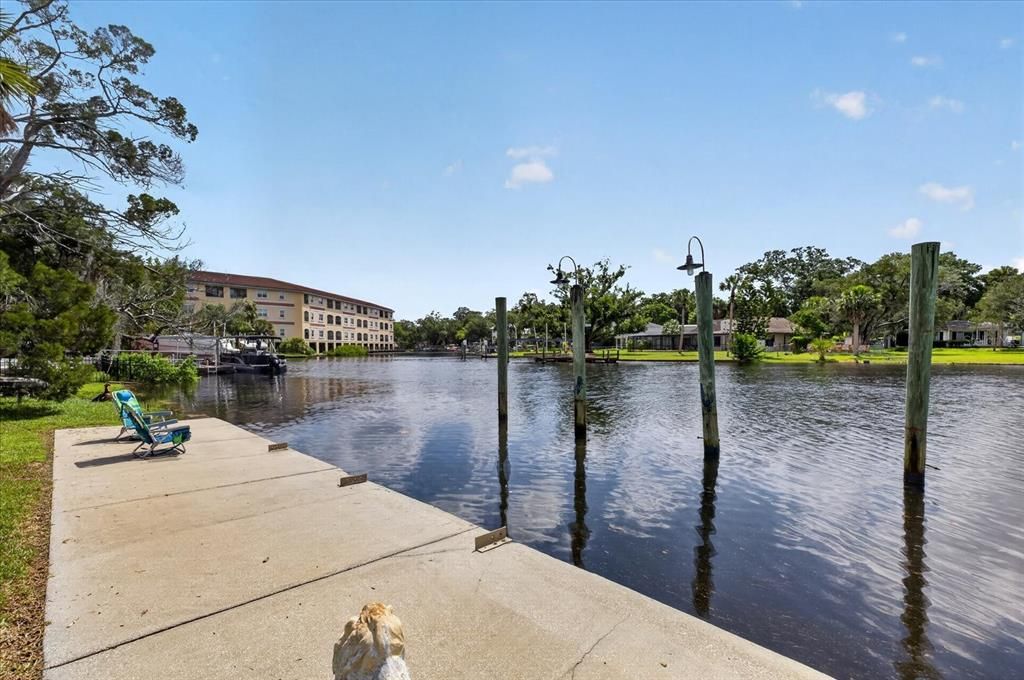 For Sale: $550,000 (2 beds, 2 baths, 1156 Square Feet)