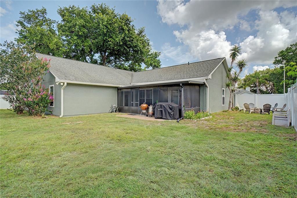 For Sale: $550,000 (4 beds, 2 baths, 2275 Square Feet)