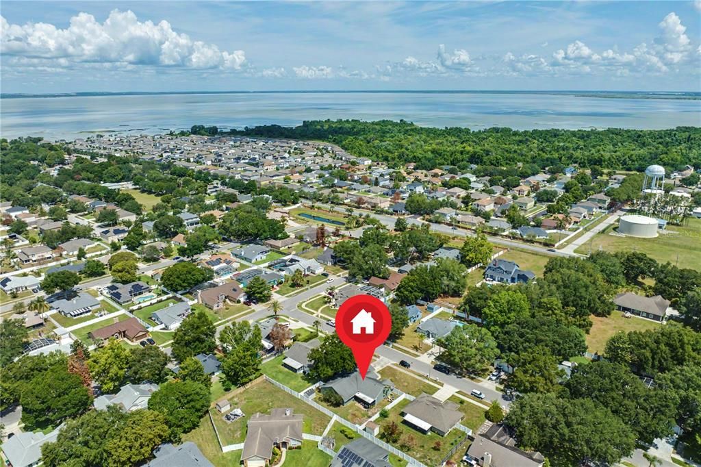 For Sale: $550,000 (4 beds, 2 baths, 2275 Square Feet)
