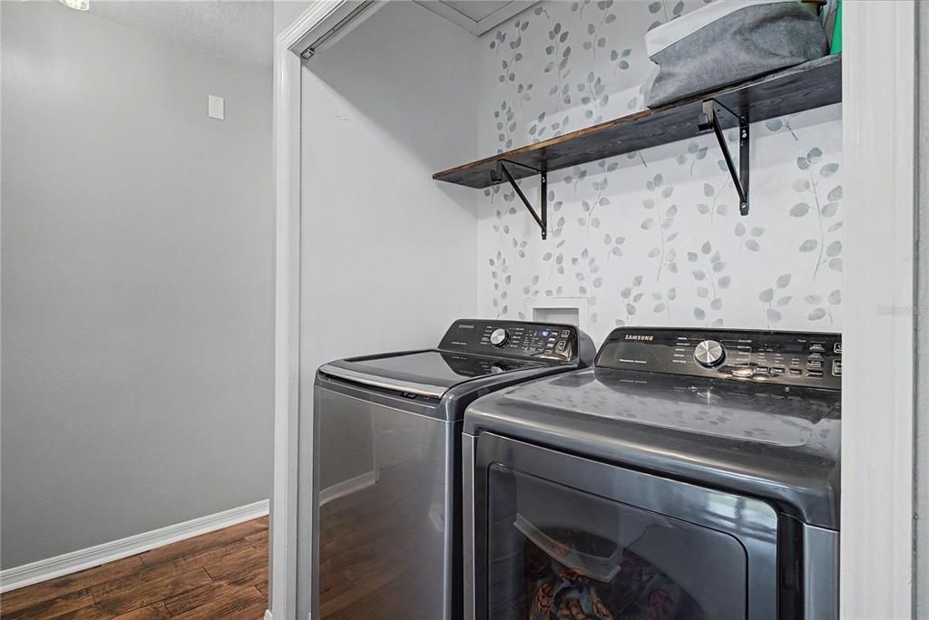 For Sale: $550,000 (4 beds, 2 baths, 2275 Square Feet)