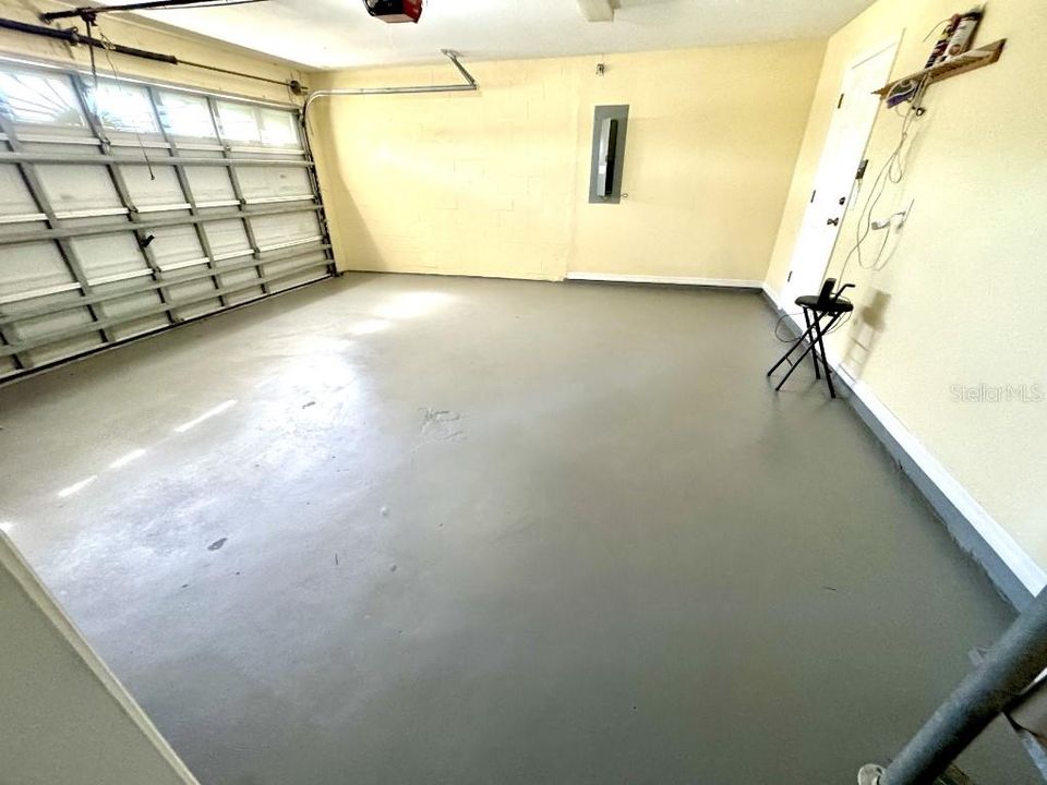 For Sale: $440,000 (4 beds, 2 baths, 2477 Square Feet)