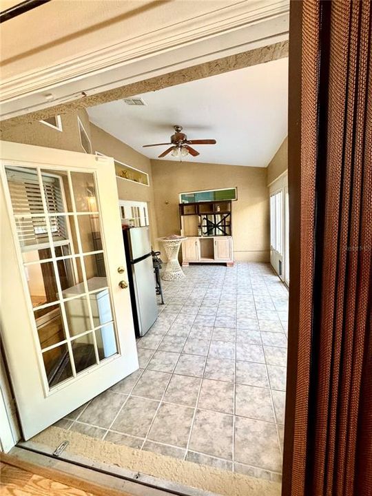 For Sale: $440,000 (4 beds, 2 baths, 2477 Square Feet)