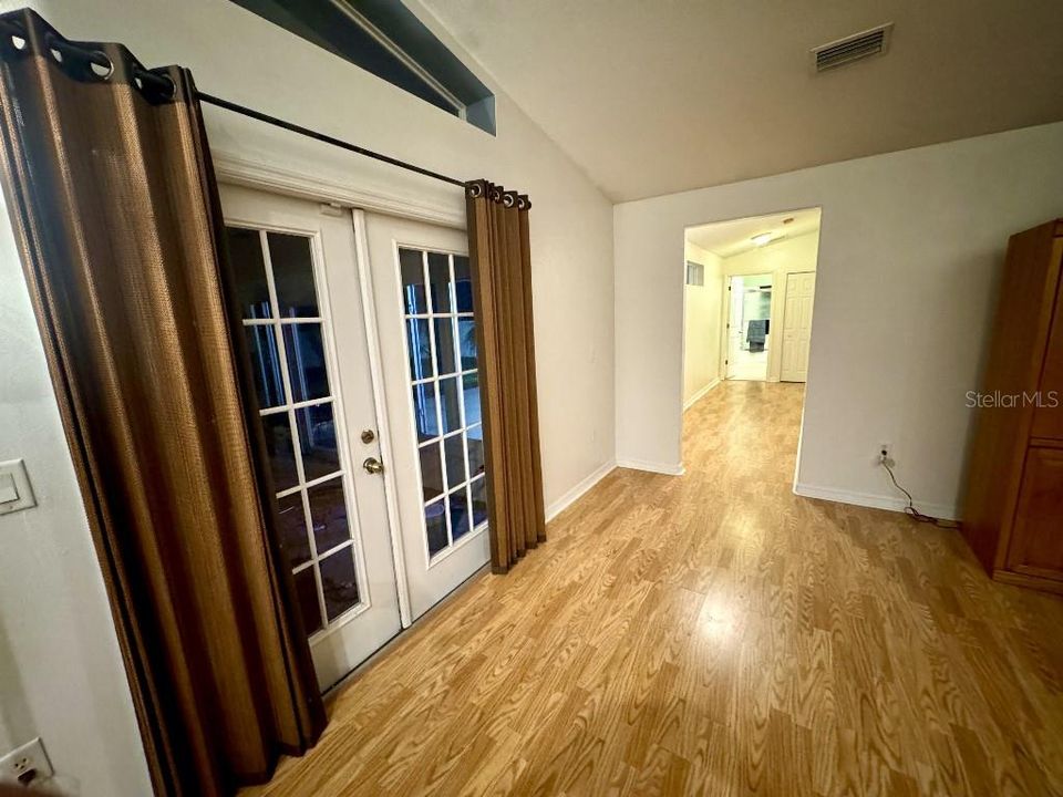 For Sale: $440,000 (4 beds, 2 baths, 2477 Square Feet)