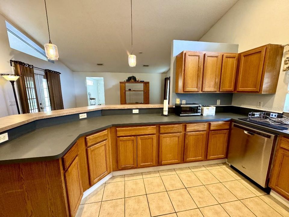 For Sale: $440,000 (4 beds, 2 baths, 2477 Square Feet)