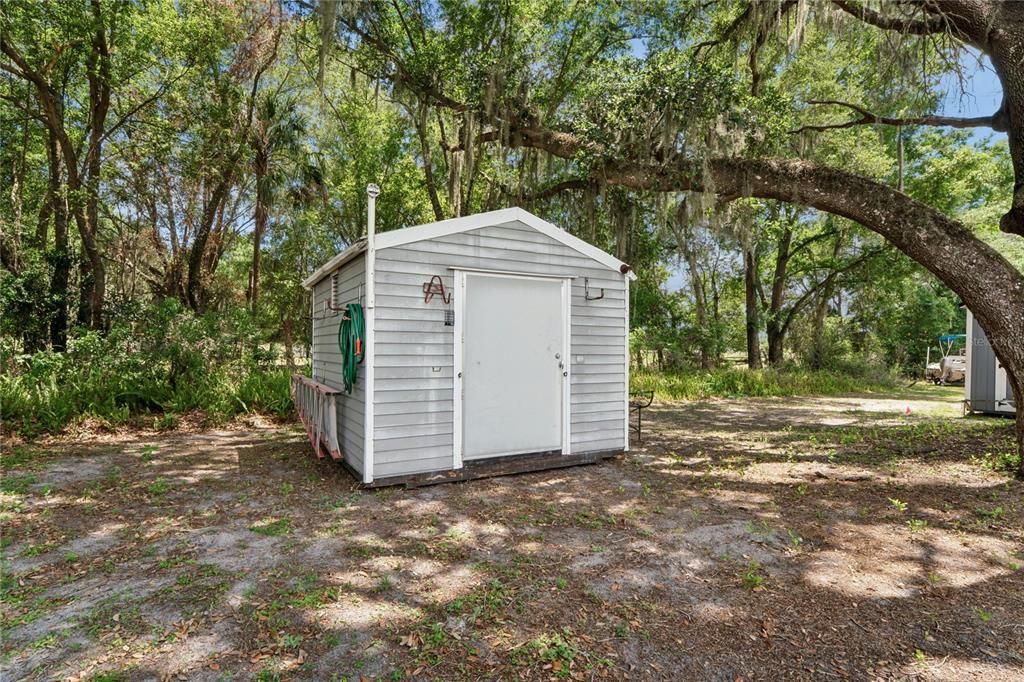 For Sale: $135,000 (2 beds, 2 baths, 960 Square Feet)