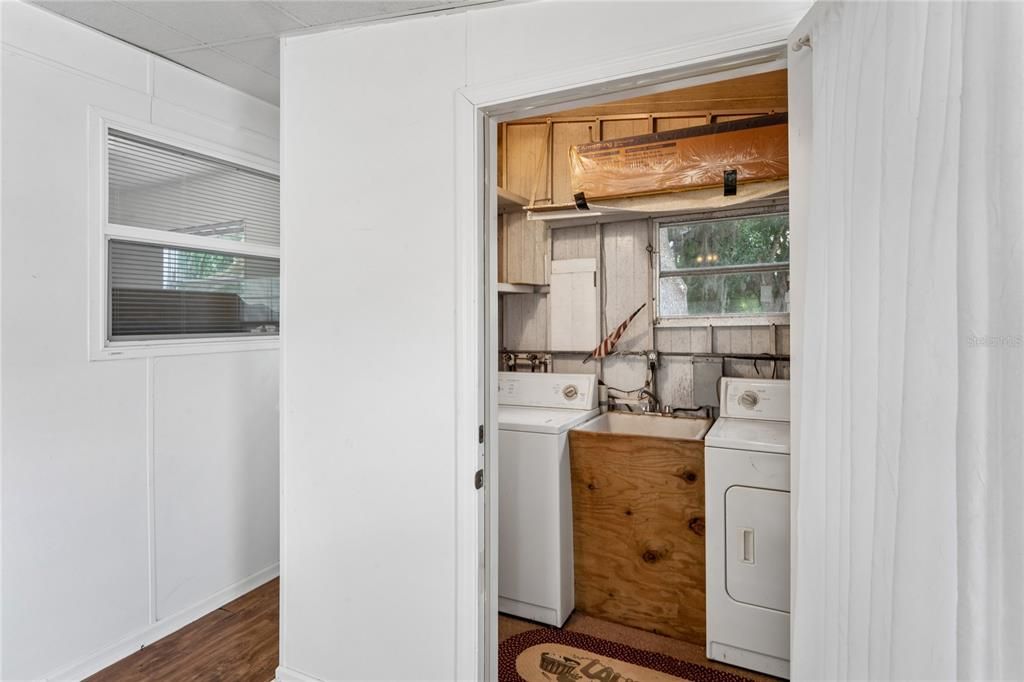 For Sale: $135,000 (2 beds, 2 baths, 960 Square Feet)