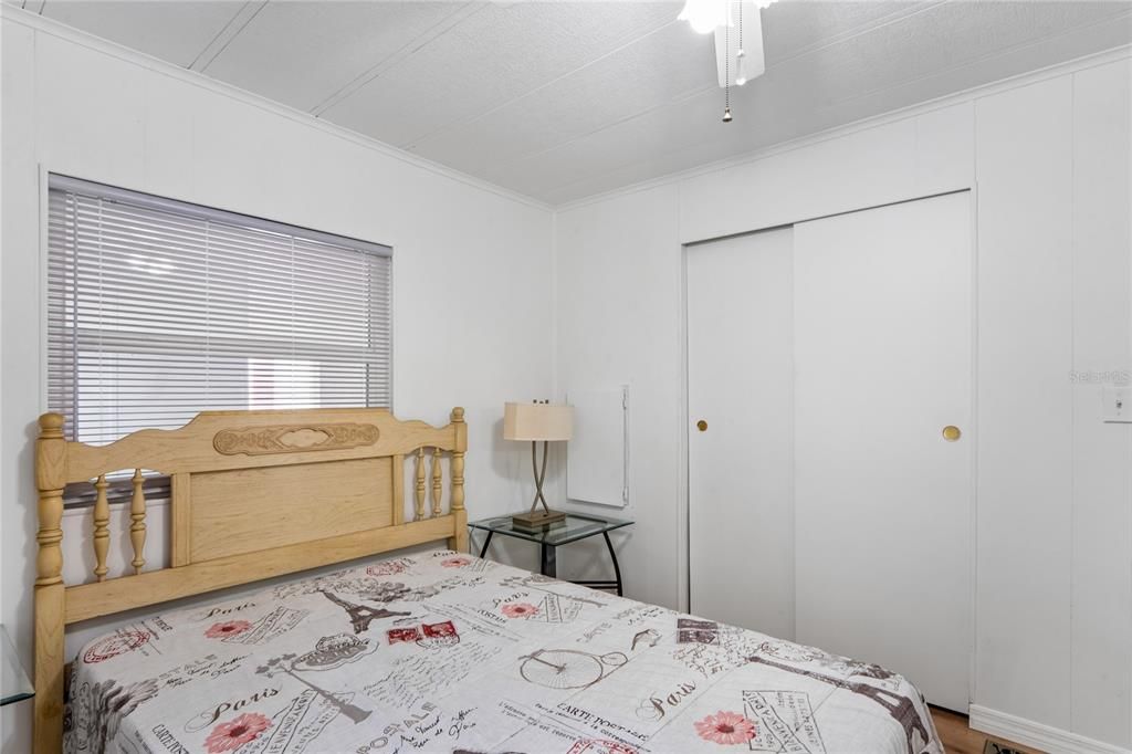 For Sale: $135,000 (2 beds, 2 baths, 960 Square Feet)