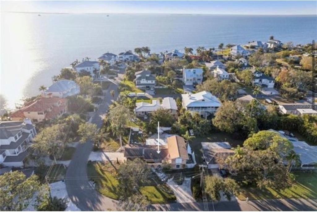 For Sale: $550,000 (0.27 acres)