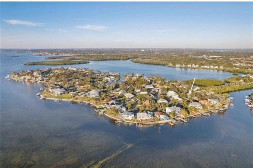 For Sale: $550,000 (0.27 acres)