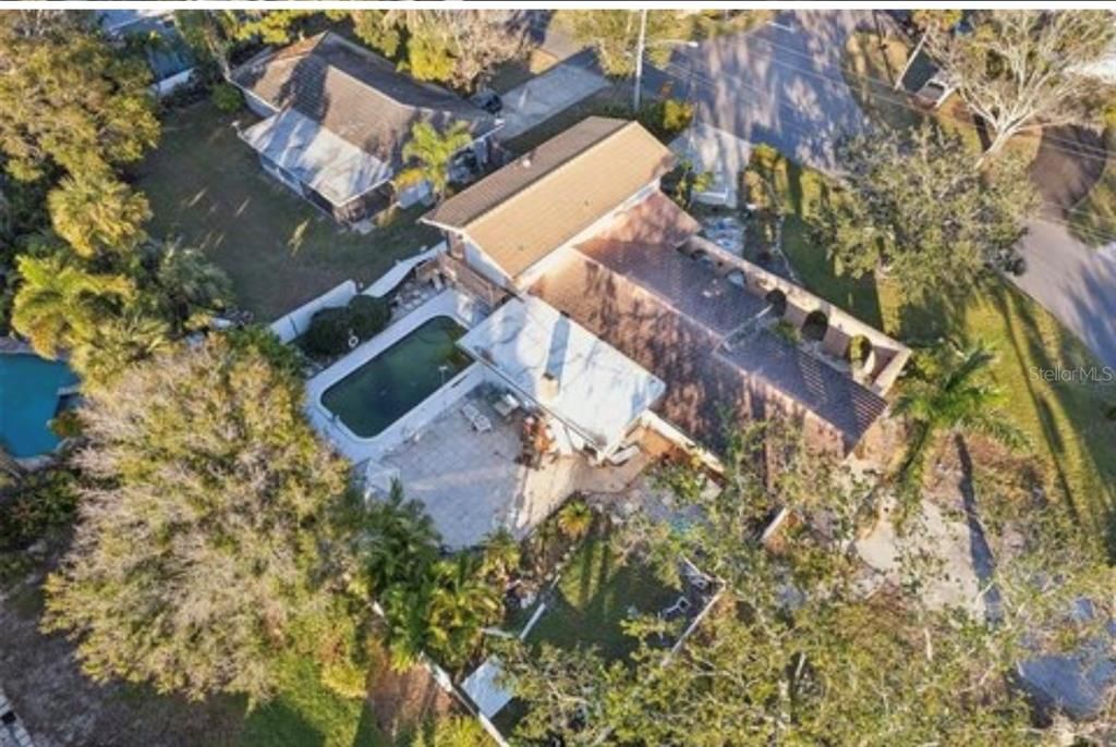 For Sale: $550,000 (0.27 acres)