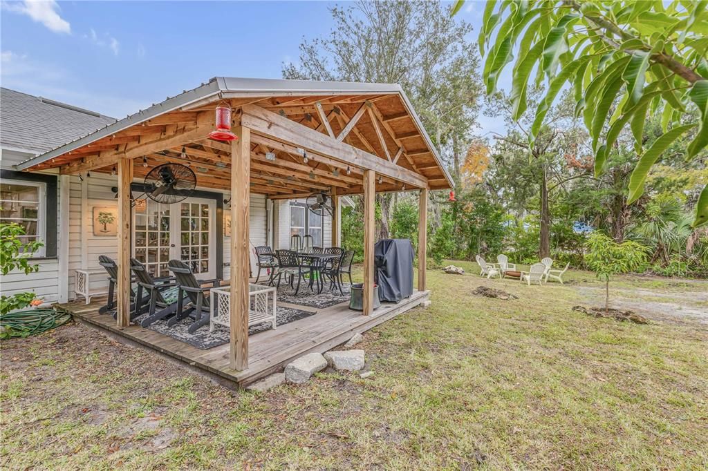 На продажу: $995,000 (5 спален, 5 ванн, 2974 Квадратных фут)