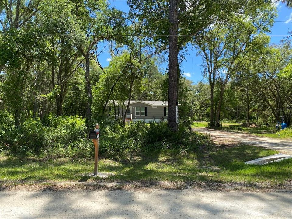 For Sale: $285,000 (3 beds, 2 baths, 1166 Square Feet)
