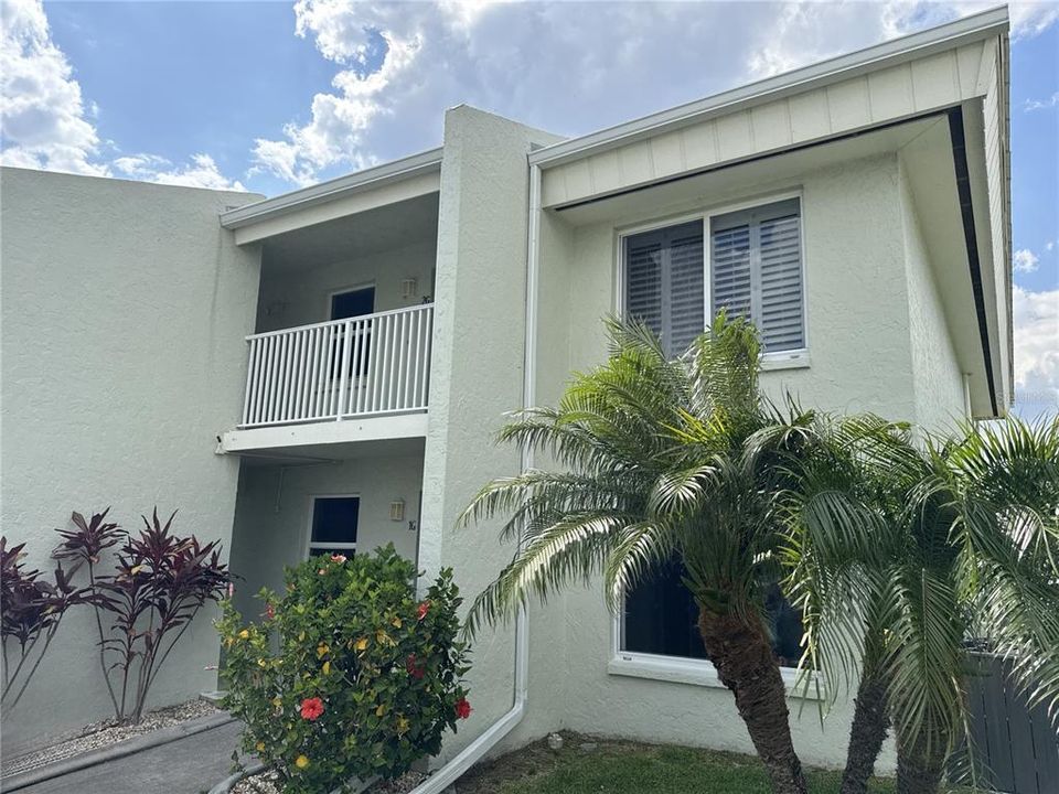 En Venta: $235,000 (2 camas, 2 baños, 1089 Pies cuadrados)