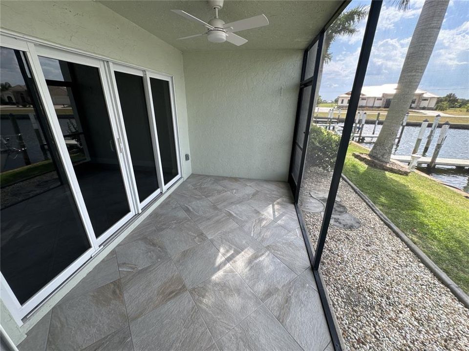 En Venta: $235,000 (2 camas, 2 baños, 1089 Pies cuadrados)