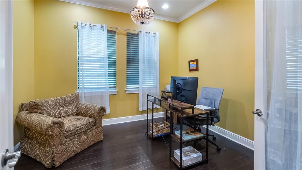 For Sale: $1,050,000 (5 beds, 5 baths, 3626 Square Feet)