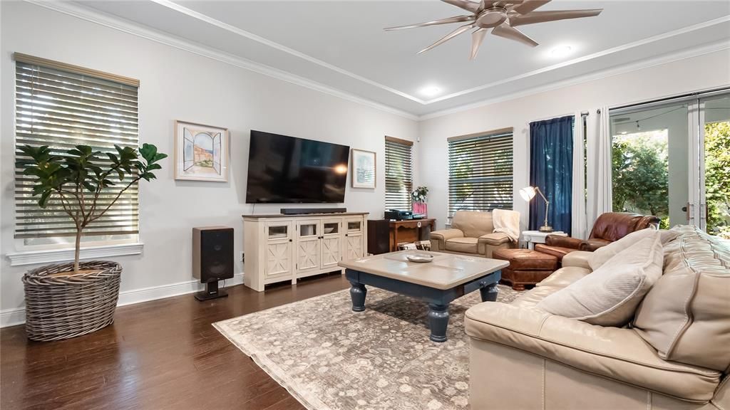 For Sale: $1,050,000 (5 beds, 5 baths, 3626 Square Feet)