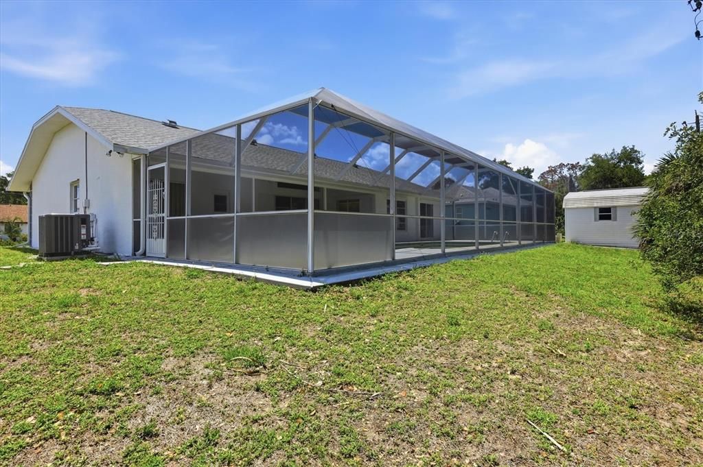 Activo con contrato: $329,900 (3 camas, 2 baños, 1652 Pies cuadrados)