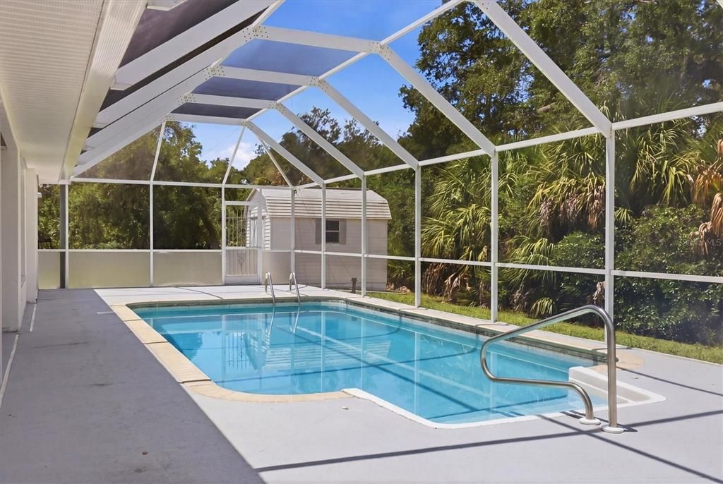 Activo con contrato: $329,900 (3 camas, 2 baños, 1652 Pies cuadrados)