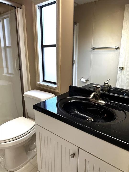 For Sale: $165,000 (2 beds, 2 baths, 1056 Square Feet)