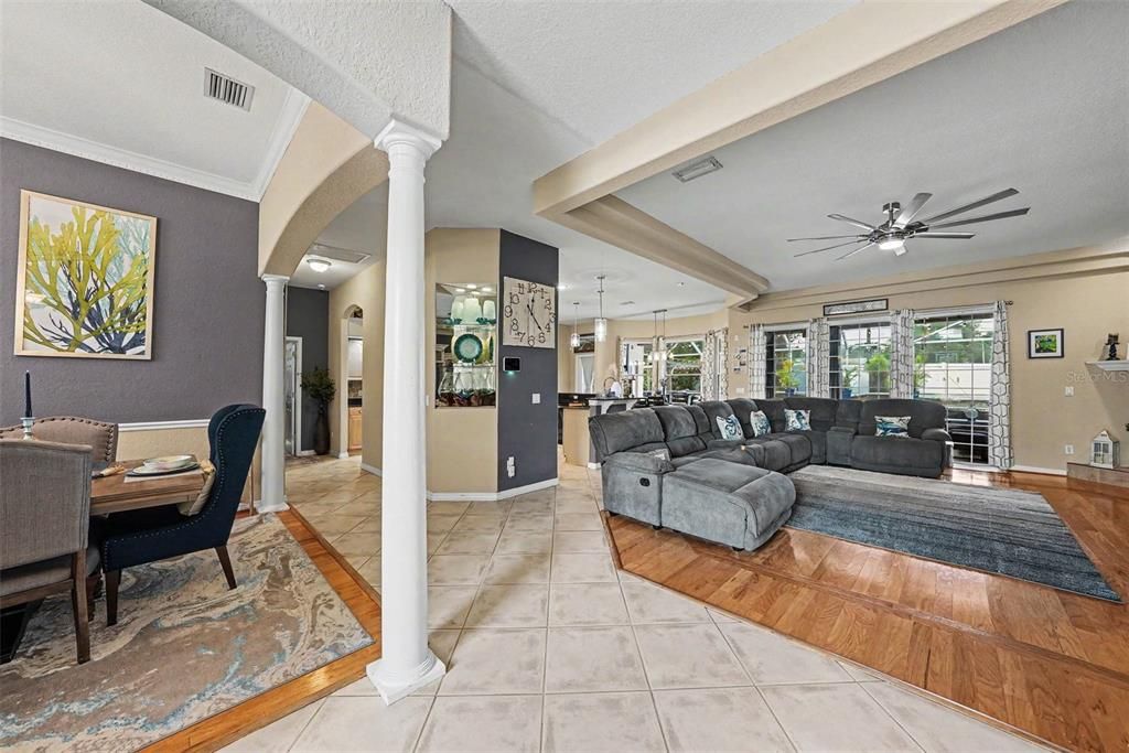 For Sale: $775,000 (5 beds, 4 baths, 3278 Square Feet)