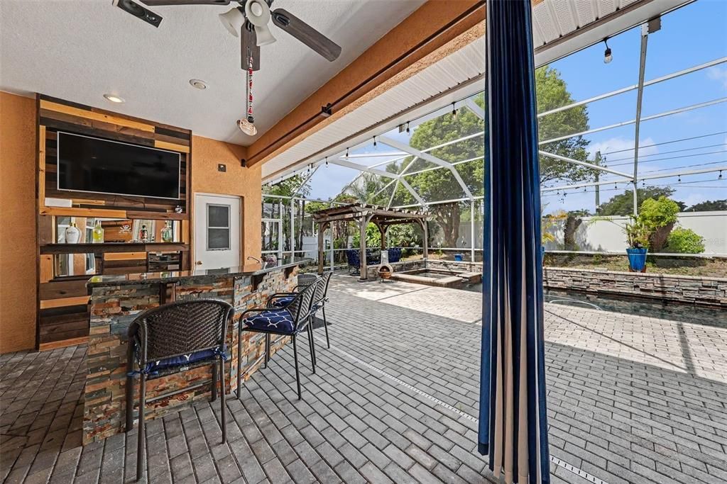 For Sale: $775,000 (5 beds, 4 baths, 3278 Square Feet)