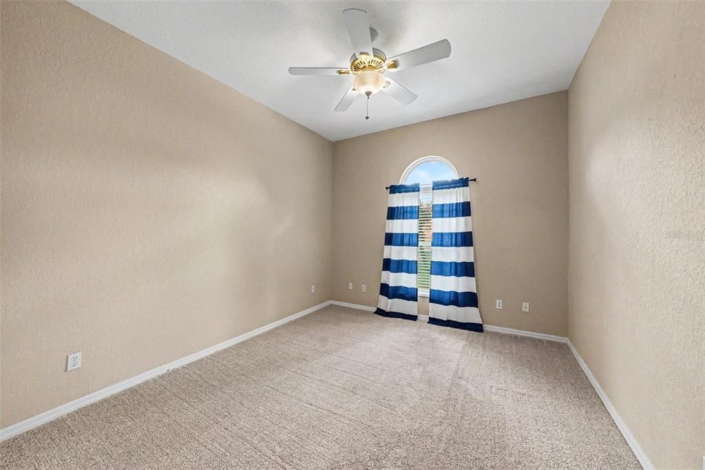 For Sale: $775,000 (5 beds, 4 baths, 3278 Square Feet)