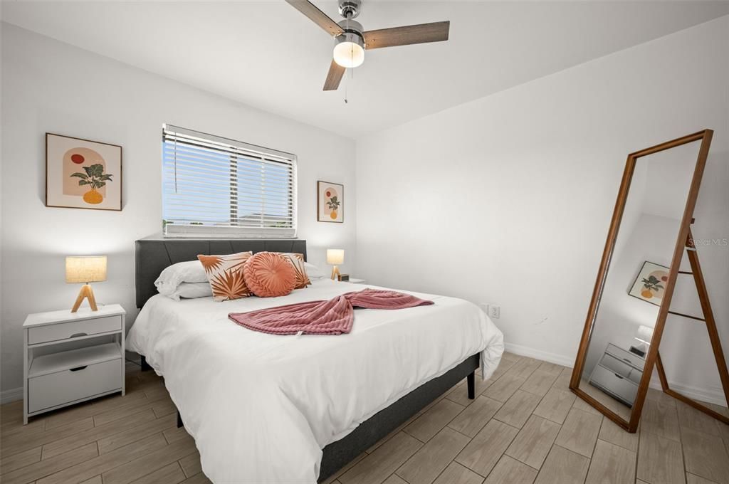 For Sale: $495,000 (3 beds, 2 baths, 1602 Square Feet)