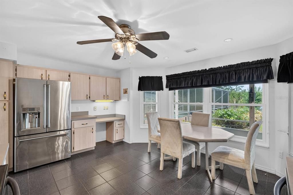 Active With Contract: $425,000 (5 beds, 2 baths, 2732 Square Feet)
