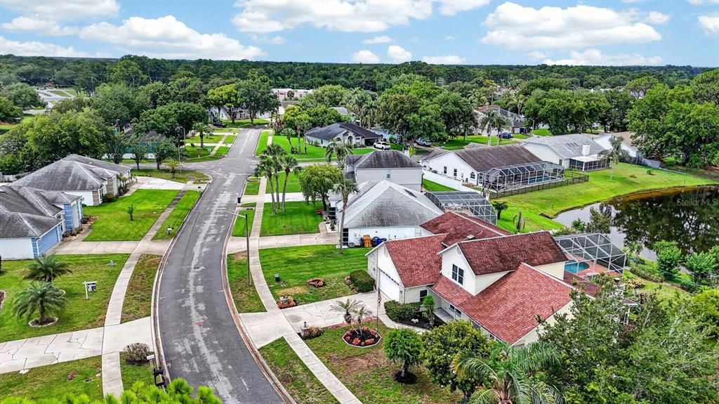 Active With Contract: $425,000 (5 beds, 2 baths, 2732 Square Feet)
